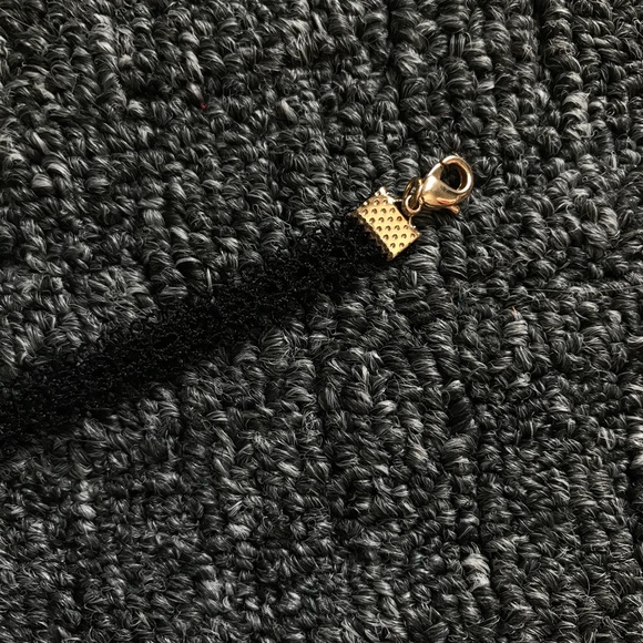 Chokers - Picture 7 of 7